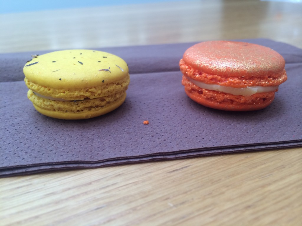 yuzu and passion fruit macaron from Acide