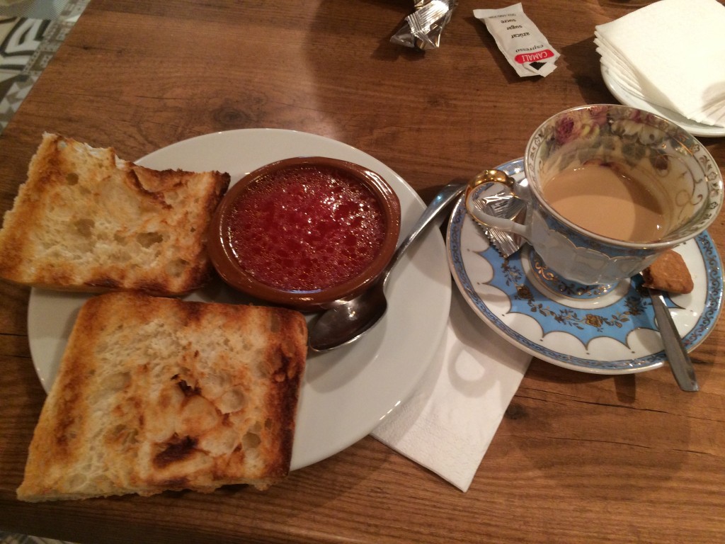 Toast with tomato and olive oil is my new favorite breakfast.